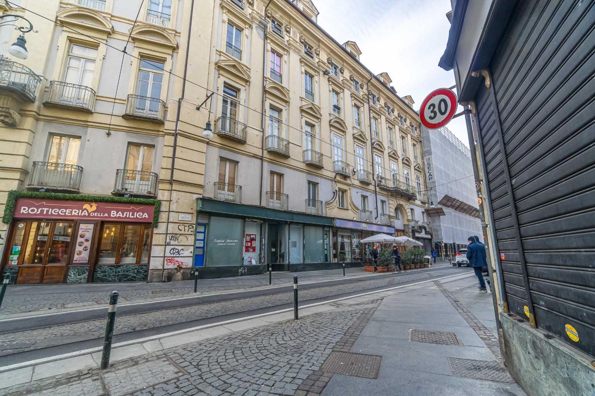 Quadrilatero Romano! Elegant Flat Turin Exterior photo